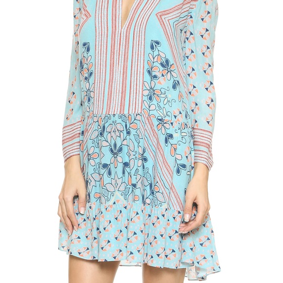 BCBGMaxAzria Dresses & Skirts - EUC BCBG Max Azria Dahlia Dress Printed, L